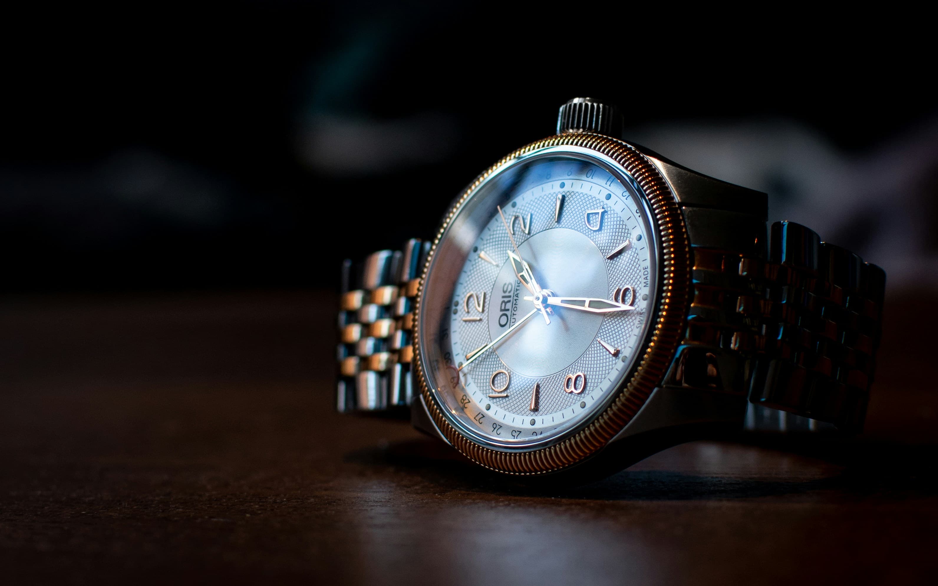 Luxe B5 Watch